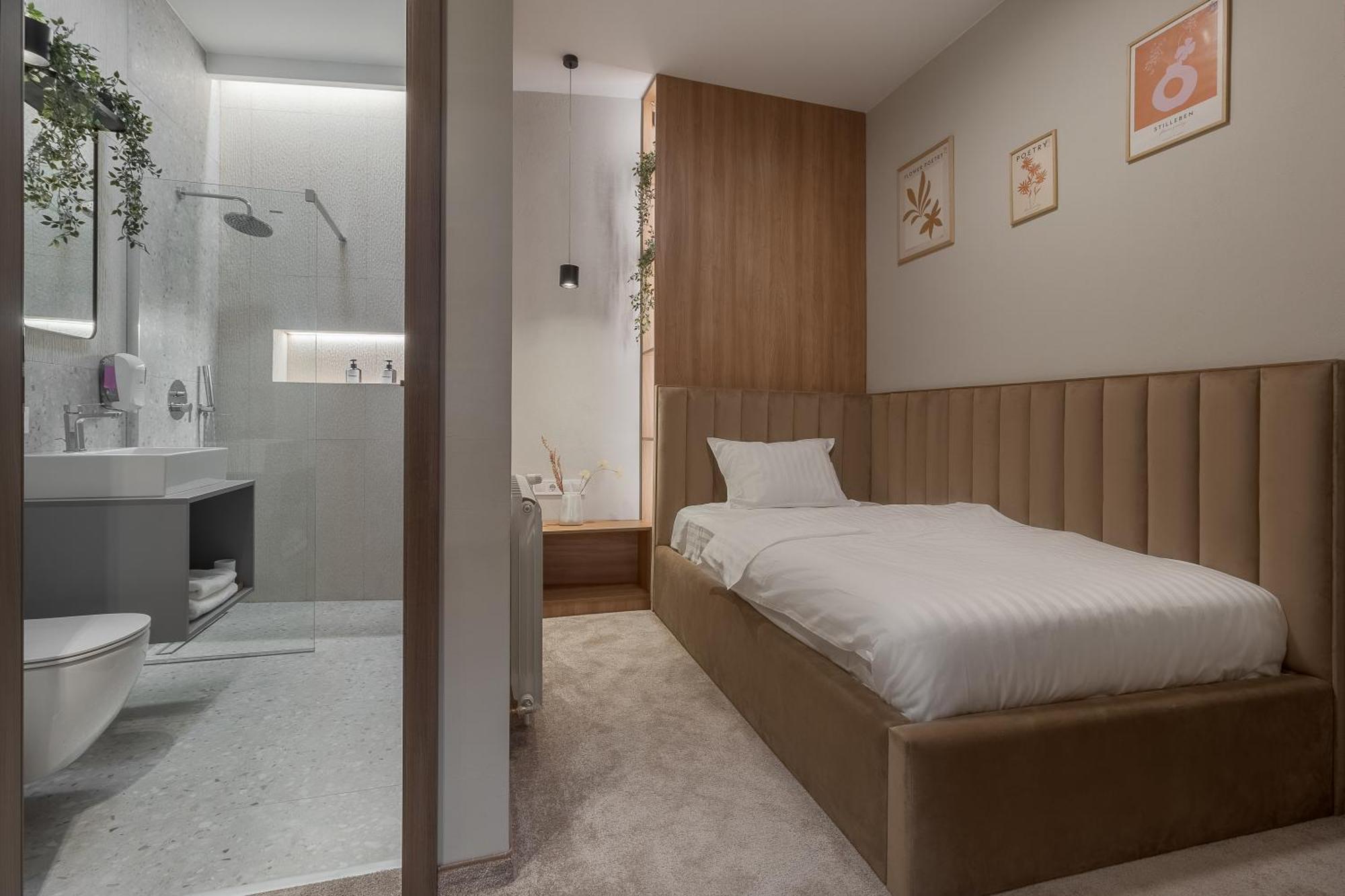 Oasis Rooms Oradea Exterior foto